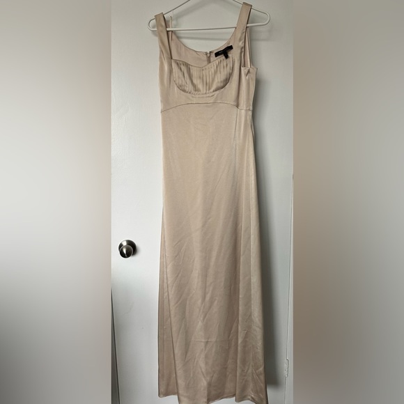 Long, Silky, off-White Dress - Picture 2 of 2